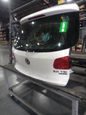 204096 United Recyclers Group Used Deck Lid Fits 2012 Volkswagen Tiguan Spoiler Without Sport Package Camera 204096 United Recyclers Group Used Deck Lid Fits 2012 Volkswagen Tiguan Spoiler Without Sport Package Camera