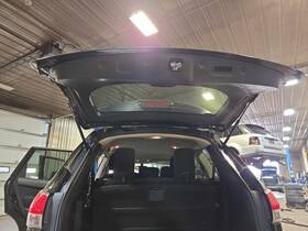 United Recyclers Group 211278 Used Deck Lid Fits 2015 Nissan Pathfinder Manual Lift With Rear View Camera Grade