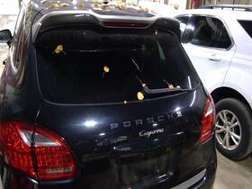 586871 United Recyclers Group Used Deck Lid Fits 2014 Porsche Cayenne With Spoiler Without Smoked Lens Grade A
