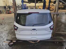 643641 United Recyclers Group Used Deck Lid Fits 2017 Ford Escape Privacy Tint Glass Bright Red Lens Power Li