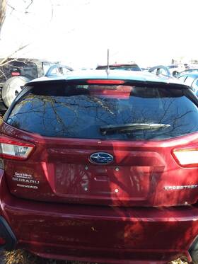 United Recyclers Group 700324 Used Deck Lid Fits 2018 Subaru Xv Crosstrek Rear View Camera Without Privacy Tint G