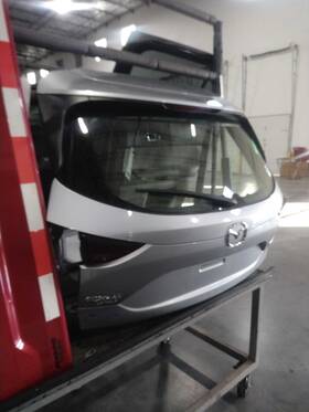 700371 United Recyclers Group Used Deck Lid Fits 2018 Mazda Cx-5 Privacy Tint Without Power Liftgate Grade A