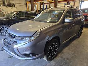 United Recyclers Group 7820821 Used Deck Lid Fits 2018 Mitsubishi Outlander Plug-in Hybrid Phev Power Liftgate