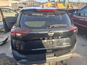 7884987 United Recyclers Group Used Deck Lid Fits 2022 Nissan Rogue Rear View Camera Manual Liftgate Sv Grade 7884987 United Recyclers Group Used Deck Lid Fits 2022 Nissan Rogue Rear View Camera Manual Liftgate Sv Grade