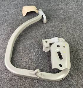 17a-827-302 Volkswagen 19-24 Jetta Rear Right Side Trunk Deck Lid Hinge Lever