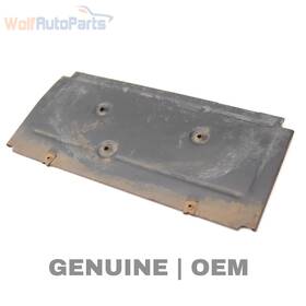 191813995 Volkswagen 1996-1997 1999-2004 Vw Eurovan Gls - Front License Plate Mount Bracket