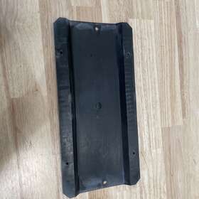 331943199a Volkswagen 1990-1995 Rear License Plate Mount Bracket