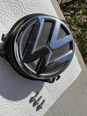 6r0827469d Volkswagen 6ro827469d Tailgate Hatch Lock Handle Badge Cc Golf Gti Mk6 No Camera