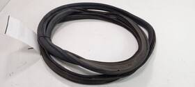 905.vw1h07 Volkswagen Rabbit Trunk Lid Hatch Door Rear Back Rubber Seal 2006 2007 2008