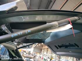 172.vo1x17 Volvo Xc90 2017 Hatchback Strut 7608843