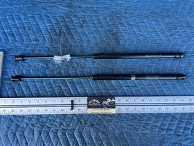 29463056 Volvo 1989-1995 740 940 Wagon Only Right And Left Rear Hatch Strut Pair Oe #3969em 29463056 Volvo 1989-1995 740 940 Wagon Only Right And Left Rear Hatch Strut Pair Oe #3969em