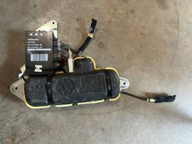 31297924 Volvo 2010-2016 Xc60 Rear Gate Trunk Lid Hydraulic Pump Motor W Module Oem