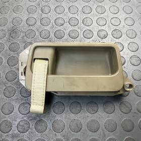 8652550 Volvo 2005-2014 Xc90 Lift Gate Trunk Release Handle Trim Bezel Oem