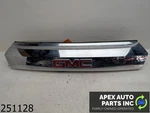 Oem 2013 Gmc Terrain 2.4L Tailgate Liftgate Chrome Finish Molding Camera. Fixed Price $49.99.
