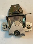 Triumph TR7 TR8 Trunk Lid Lock Latch XKC324 YKC504 Used Oem. Fixed Price $60.00.