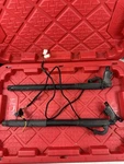 2009 Bmw X5M E70 - Right & Left Hatchback Struts Oem 7172059, 7172060. Fixed Price $60.00.