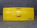 03-06 Chevrolet Ssr Rear Trunk Tailgate Lid Shell Cover Assembly Yellow Oem. Fixed Price $746.79.