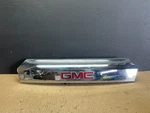 2010-2015 Gmc Terrain Lift Gate Handle Trim Back Up Camera 22869815 AB3288 Dg. Fixed Price $17.90.