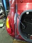 2005 Chrysler Pt Cruiser Left Driver Gas Strut For Lid. Fixed Price $65.00.