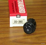 New Standard Motor DS380 Headlight Switch (J1269 DS853 B4). Fixed Price $28.63.